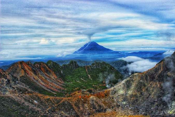 Gunung Sibayak Tawarkan Pendakian Mudah Bagi Wisatawan