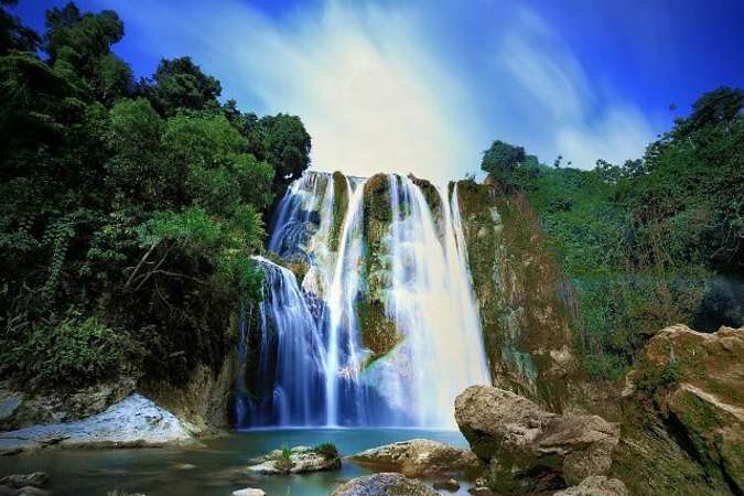 Wisata Air Terjun Terbaik Di Indonesia