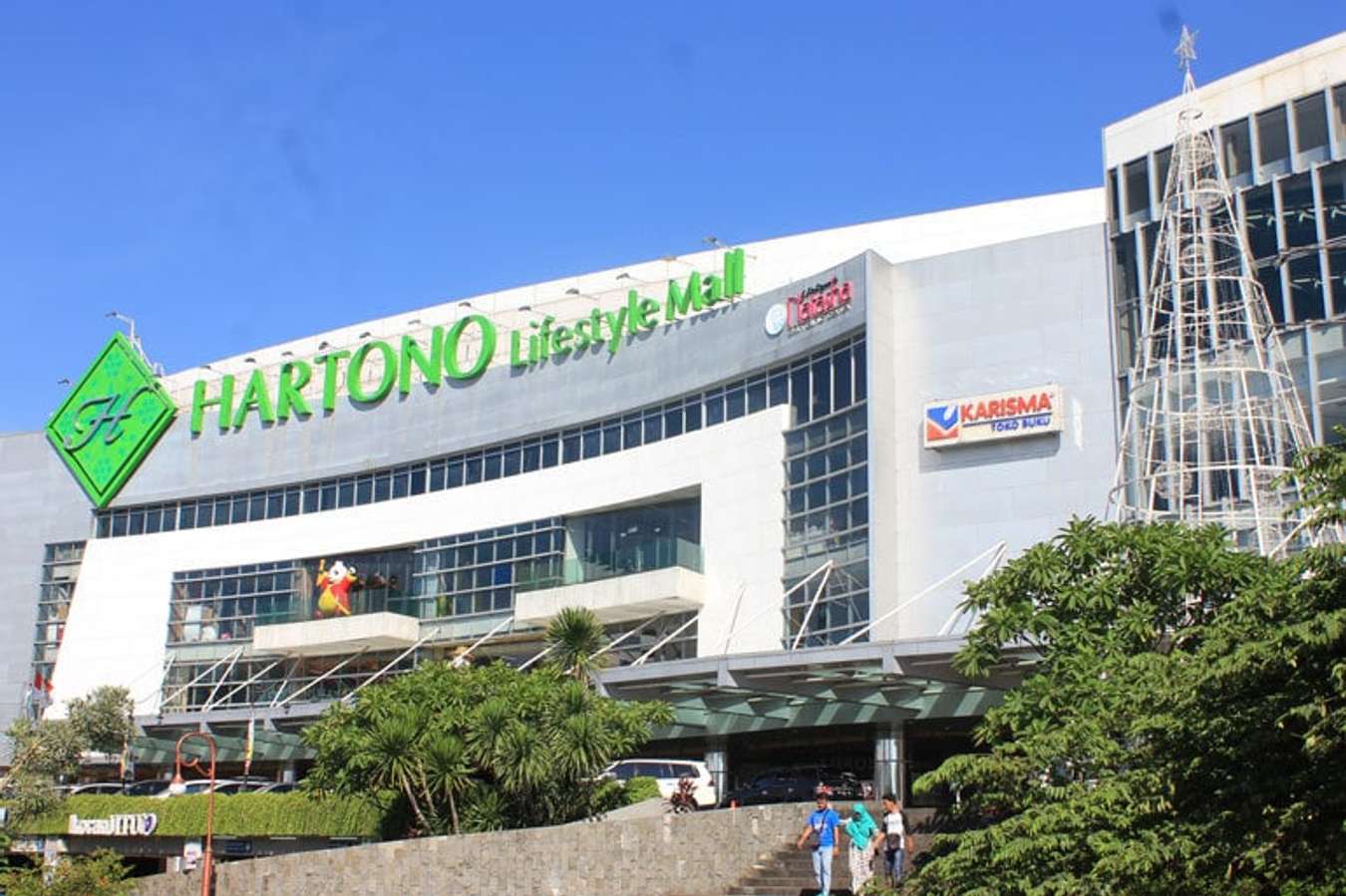 10 Wisata Belanja dan Mall di Solo Paling Legendaris