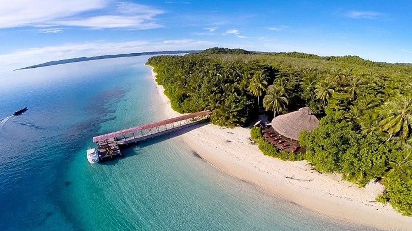 Destinasi wisata keindahan alam Indonesia - Mentawai