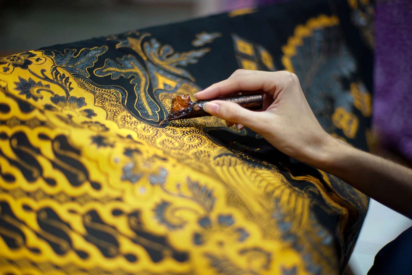 Belajar Membatik Serta Melihat Ragam Batik Seluruh Indonesia Di Museum Ini