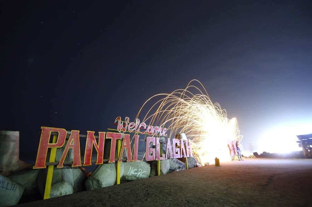 Pantai Glagah Pemecah Ombak Terbaik Di Kulon Progo