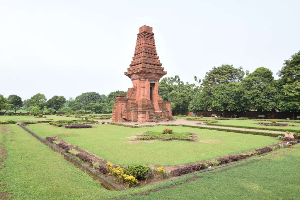 8 Candi Di Jawa Timur Ini Tawarkan Wisata Sejarah Seru