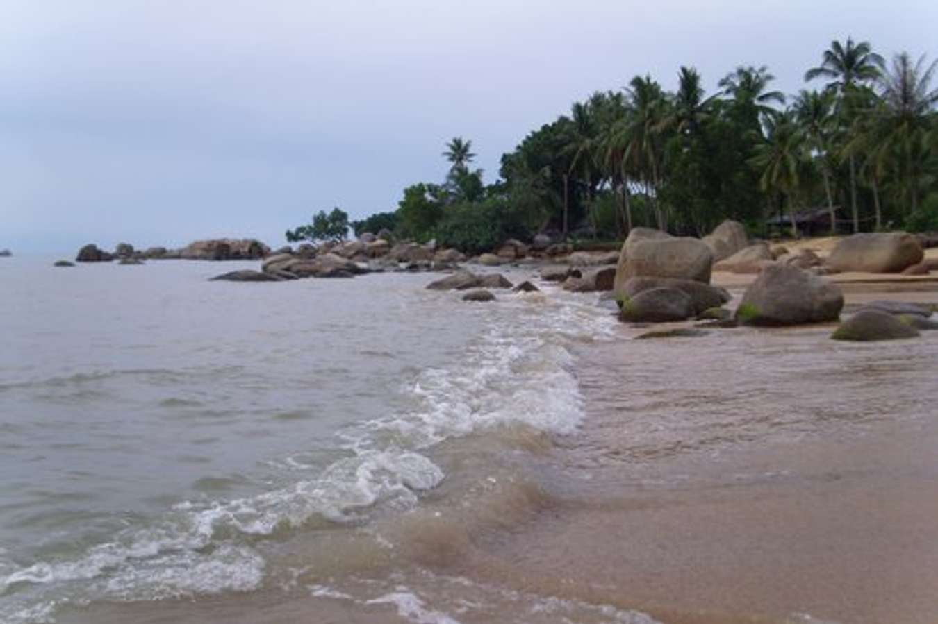 Pantai Pasir Panjang - Destinasi wisata di Singkawang