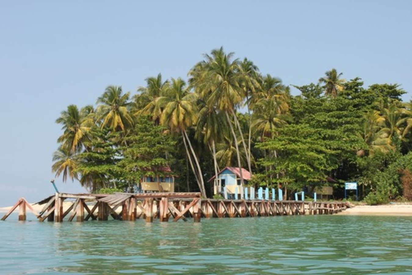 Pulau Kasiak - destinasi wisata pantai di Sumatera Barat