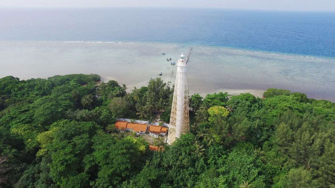 Wisata Jawa Barat Selain Bandung - Pulau Biawak