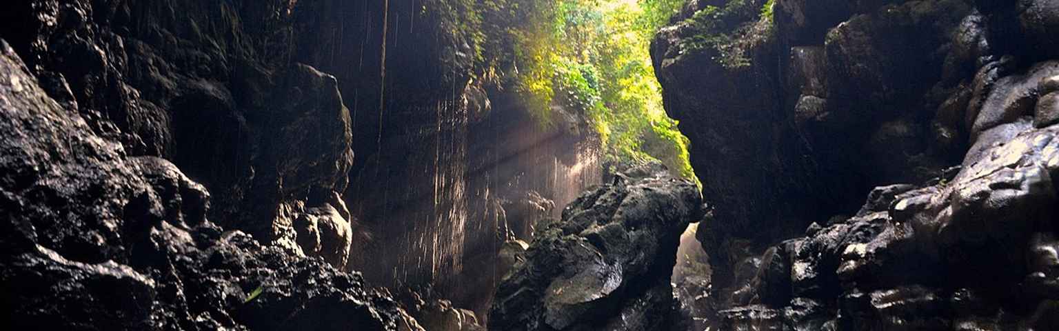 15 Tempat Wisata Di Jawa Barat Terbaik Selain Bandung!