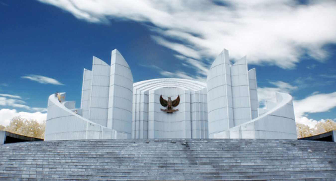 Monumen Perjuangan Rakyat  - Destinasi objek wisata sejarah di Bandung