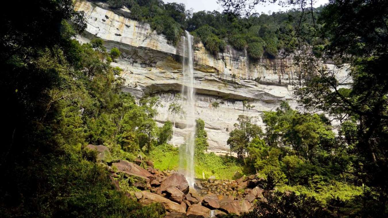 Air Terjun Batang Kapas - Air Terjun tertinggi di Indonesia