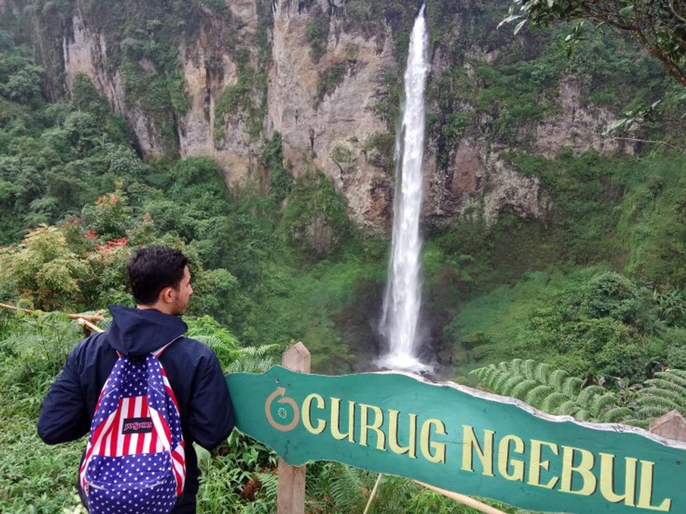 Curug Ngebul - Destinasi air terjun tertinggi di Indonesia