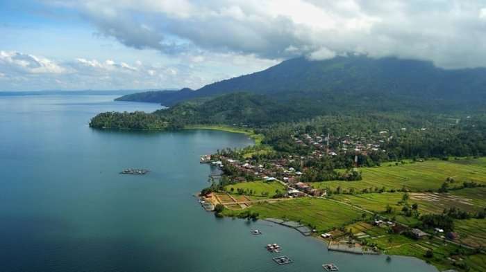 Danau Ranau - Danau Terbesar di Indonesia