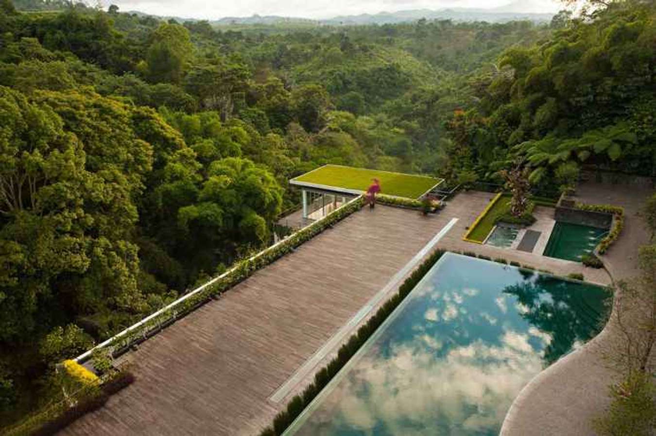 Hotel dengan Jacuzzi di Bandung - Padma Hotel Bandung