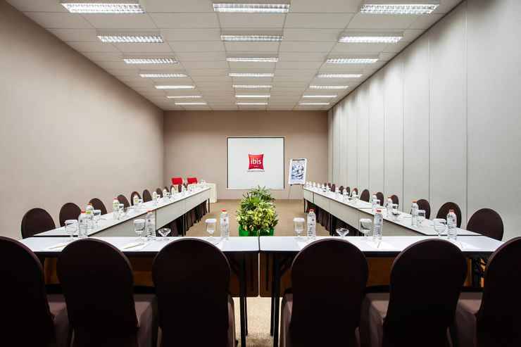 Fasilitas Meeting Room di Ibis Jakarta Cawang