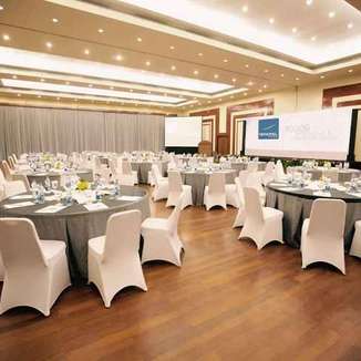 Fasilitas ruang meeting di Novotel Bogor Golf Resort & Convention Center