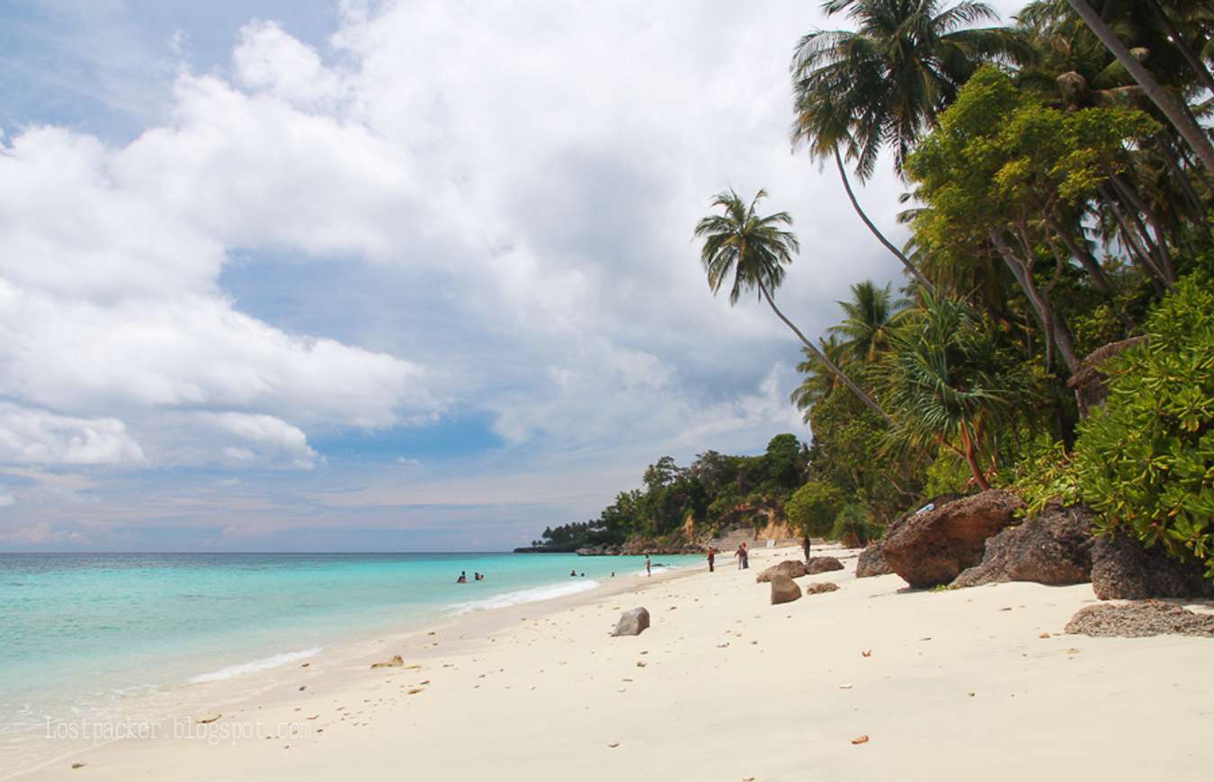 Pantai Sumur Tiga - Objek wisata di Sabang