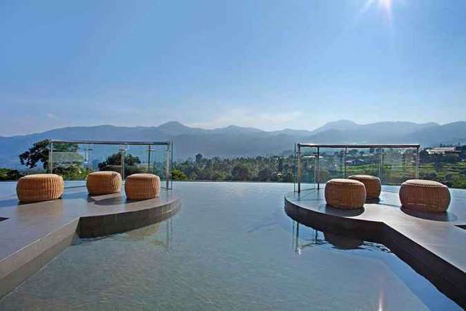 7 Hotel Dengan Infinity Pool Di Bogor Puncak Untuk Liburan Ala Bali