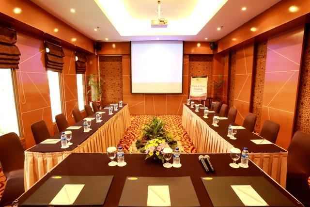 Fasilitas Ruang Pertemuan di Ros In Hotel