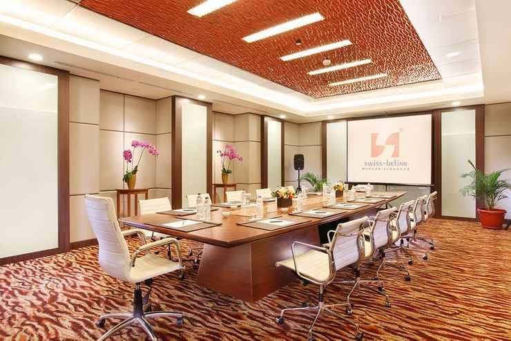 Fasilitas Ruang Meeting di Swiss Belinn Manyar Surabaya 