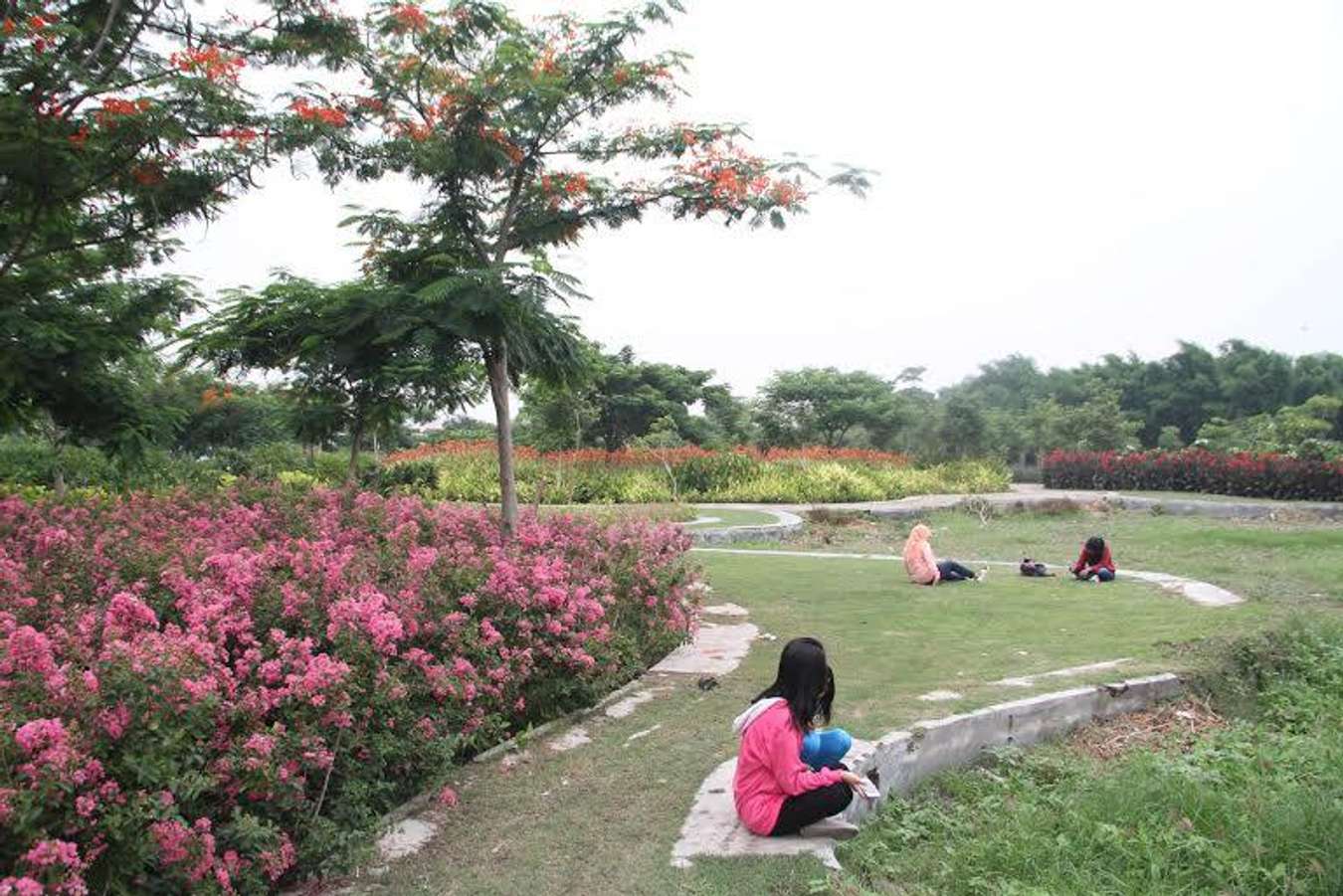 Taman Harmoni - Taman Kota di Surabaya