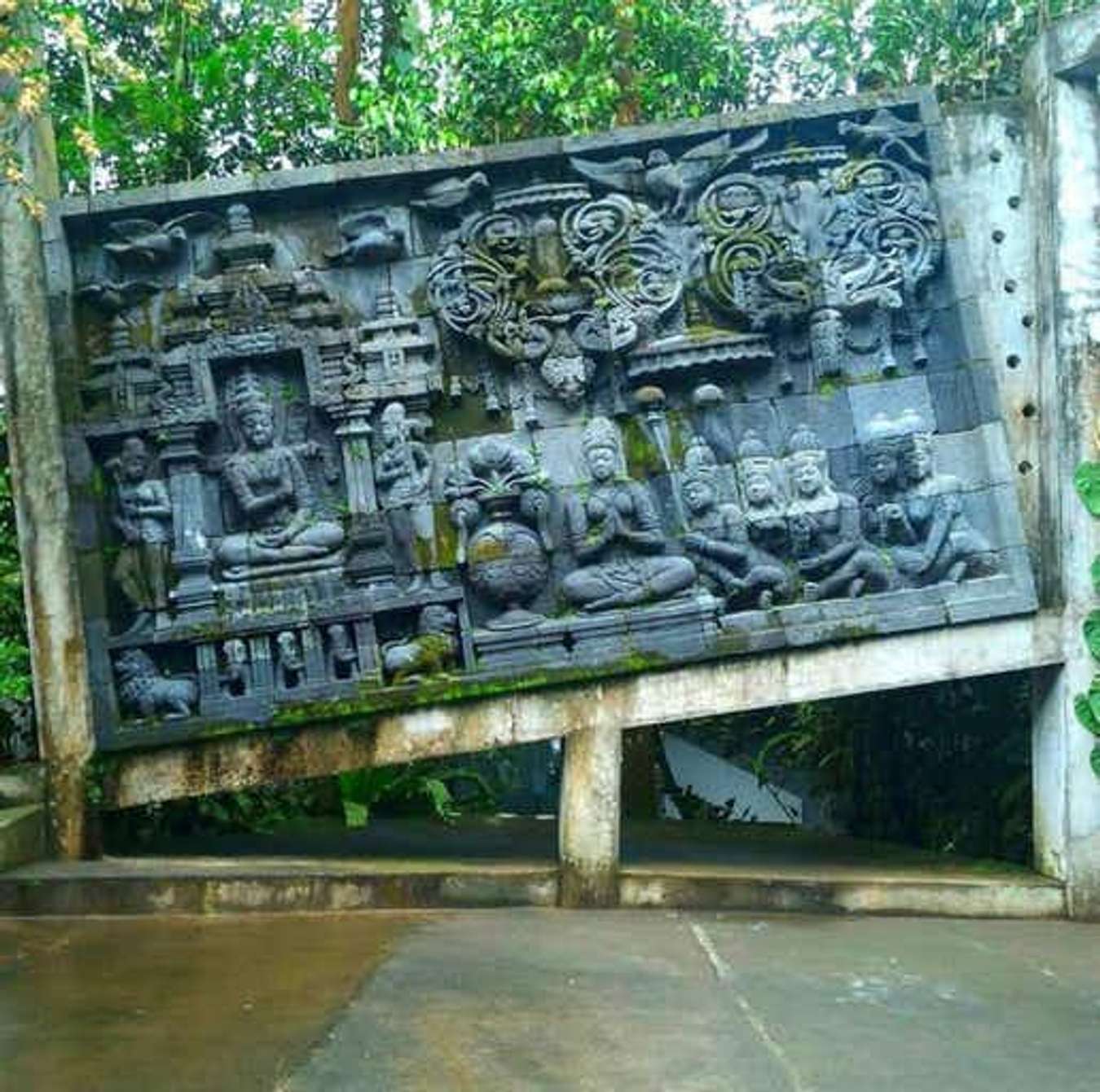 Museum Ullen Sentalu - Yogyakarta