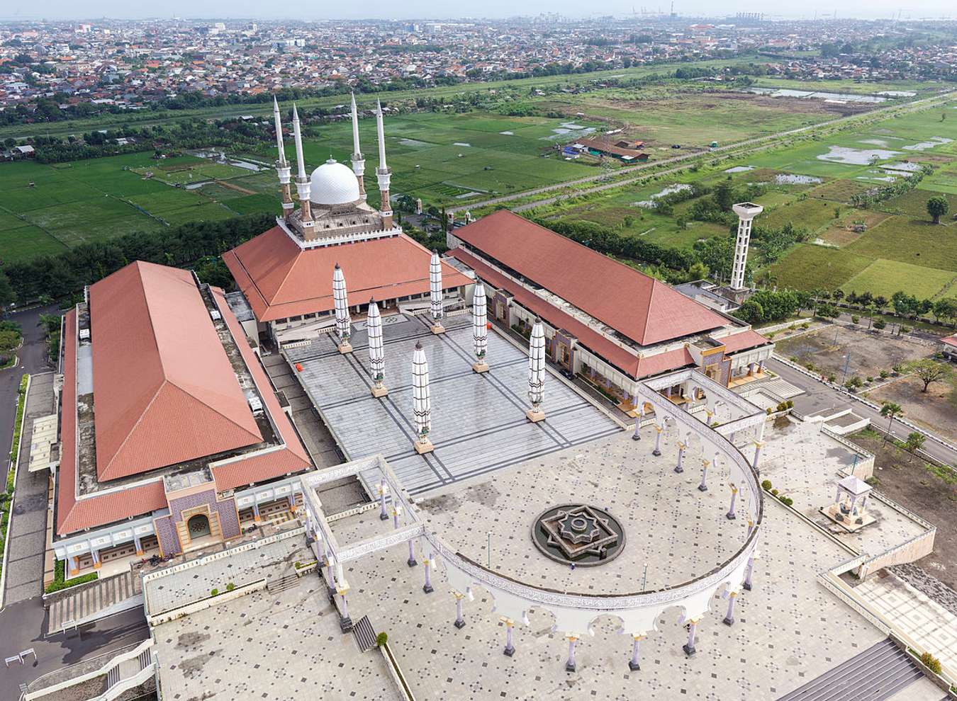 Masjid Agung Jawa Tengah - Wisata religi di Indonesia