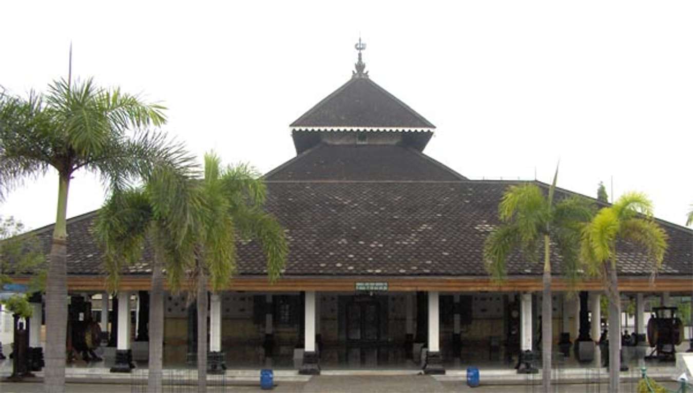 Masjid Agung Demak - Masjid tertua di Indonesia