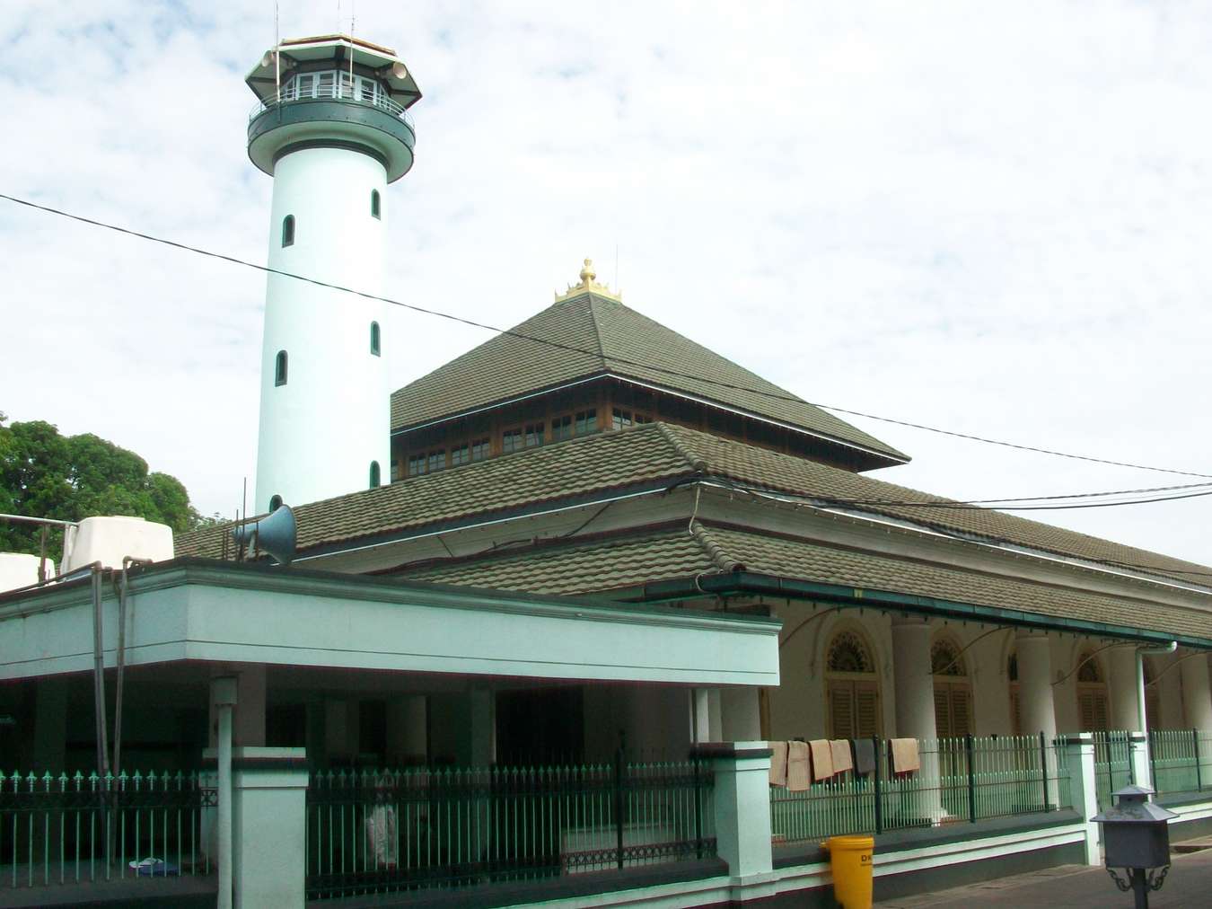 Masjid Sunan Ampel - Masjid Tertua di Indonesia