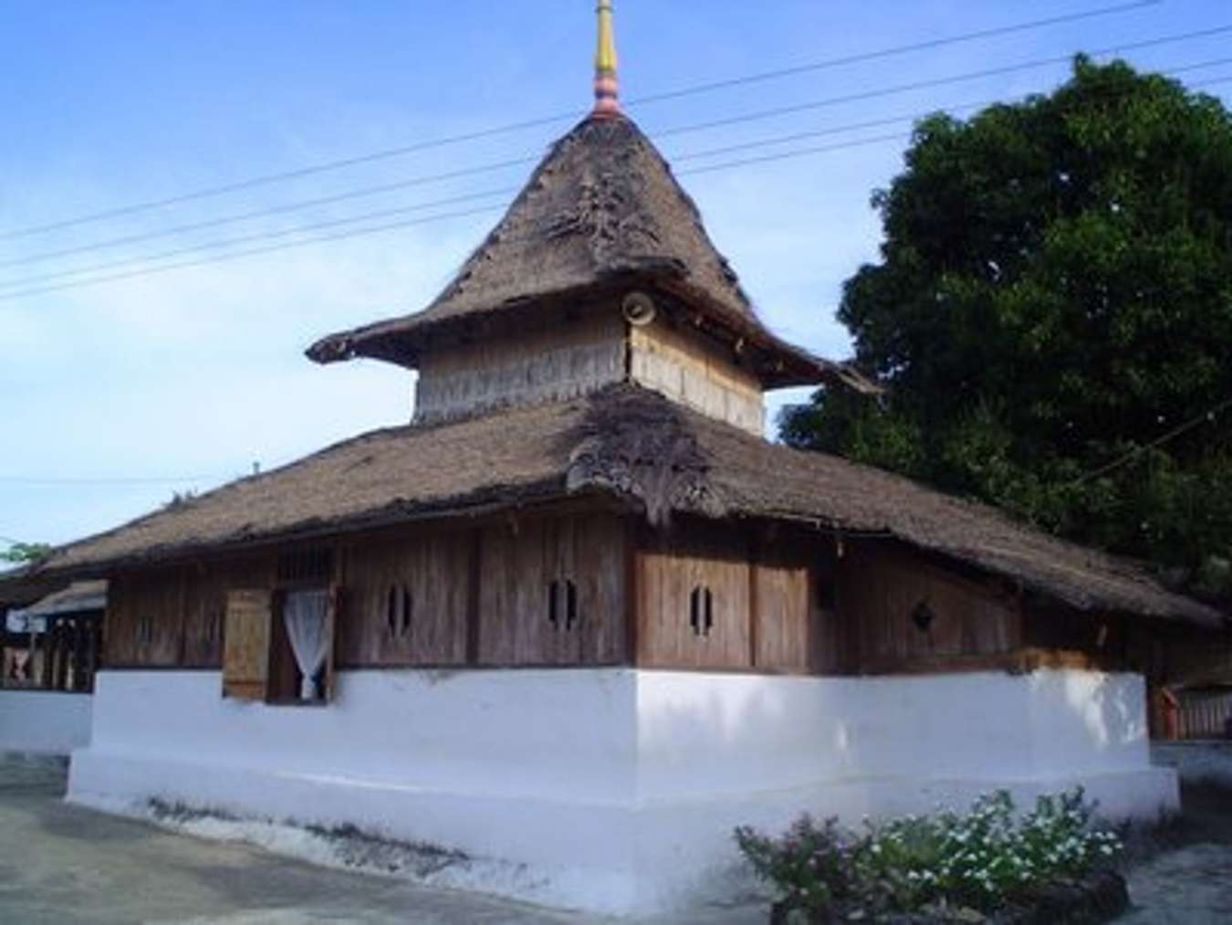 Masjid Wapauwe - Masjid tertua dan bersejarah di Indonesia