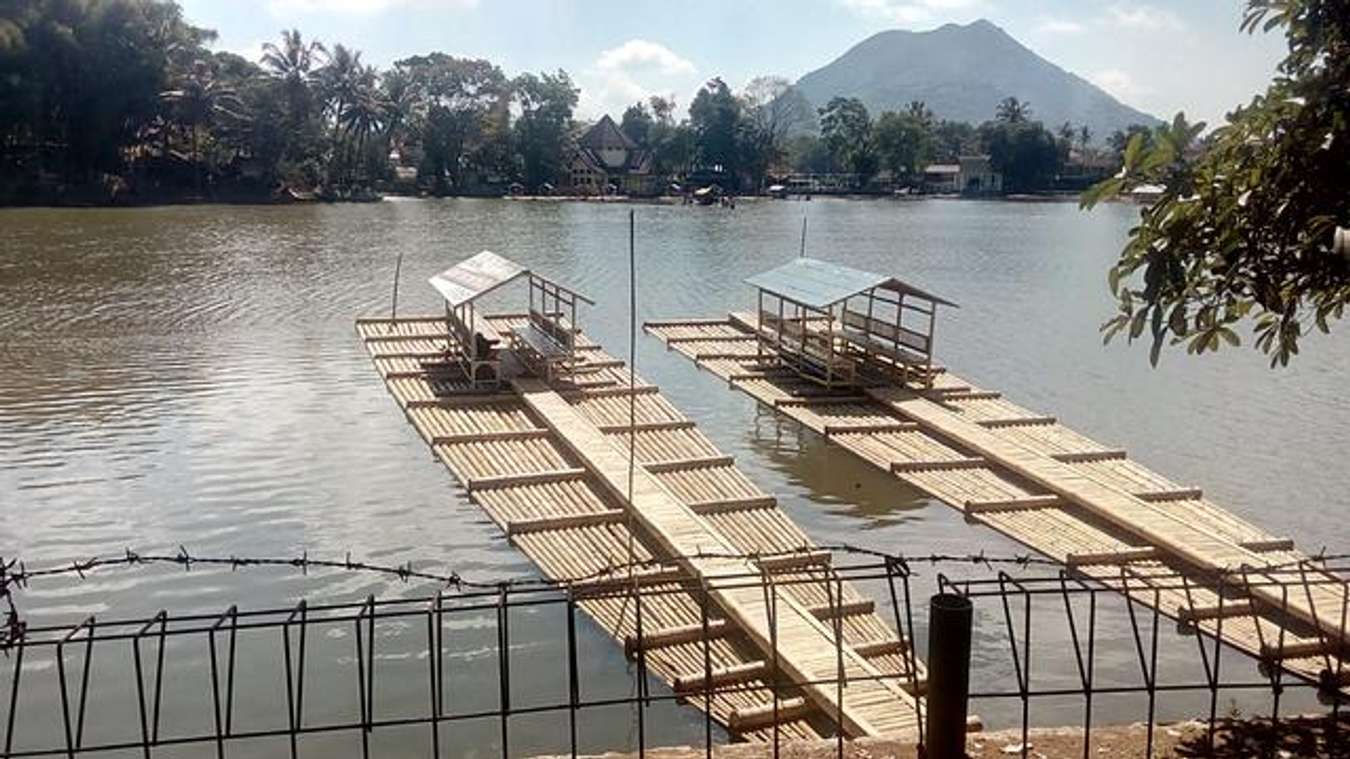 Situ Cangkuang - Destinasi tempat wisata di Garut