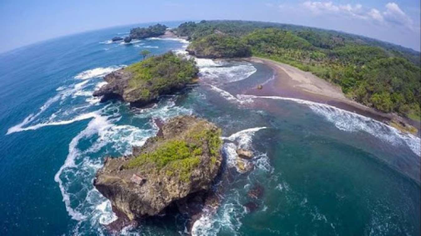 Pantai Batu Karas