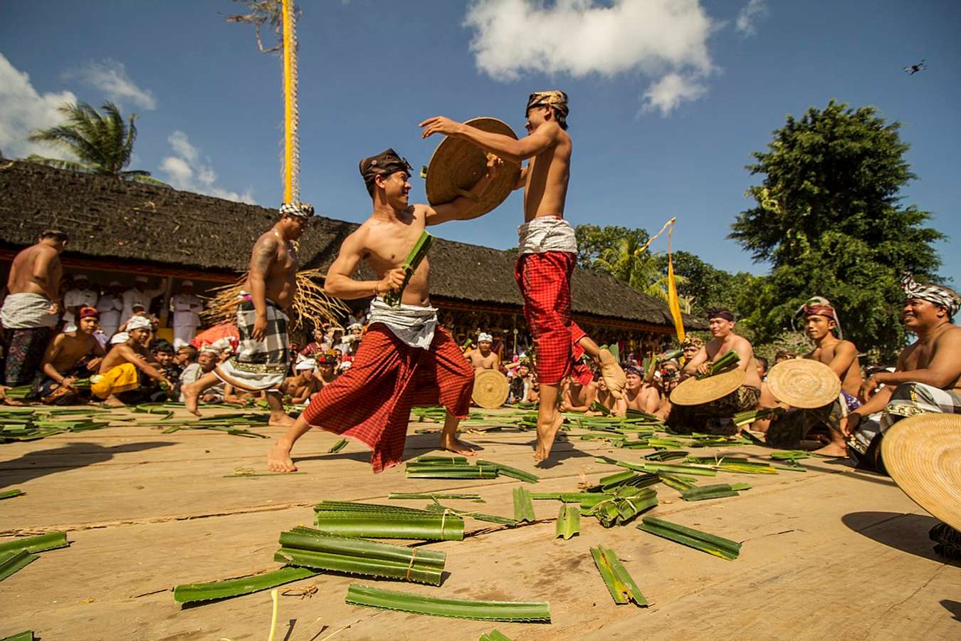 Tradisi Perang Pandan - Upacara Adat di Bali