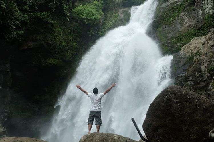 Air Terjun Lubuk Hitam - Wisata Instagramable di Padang