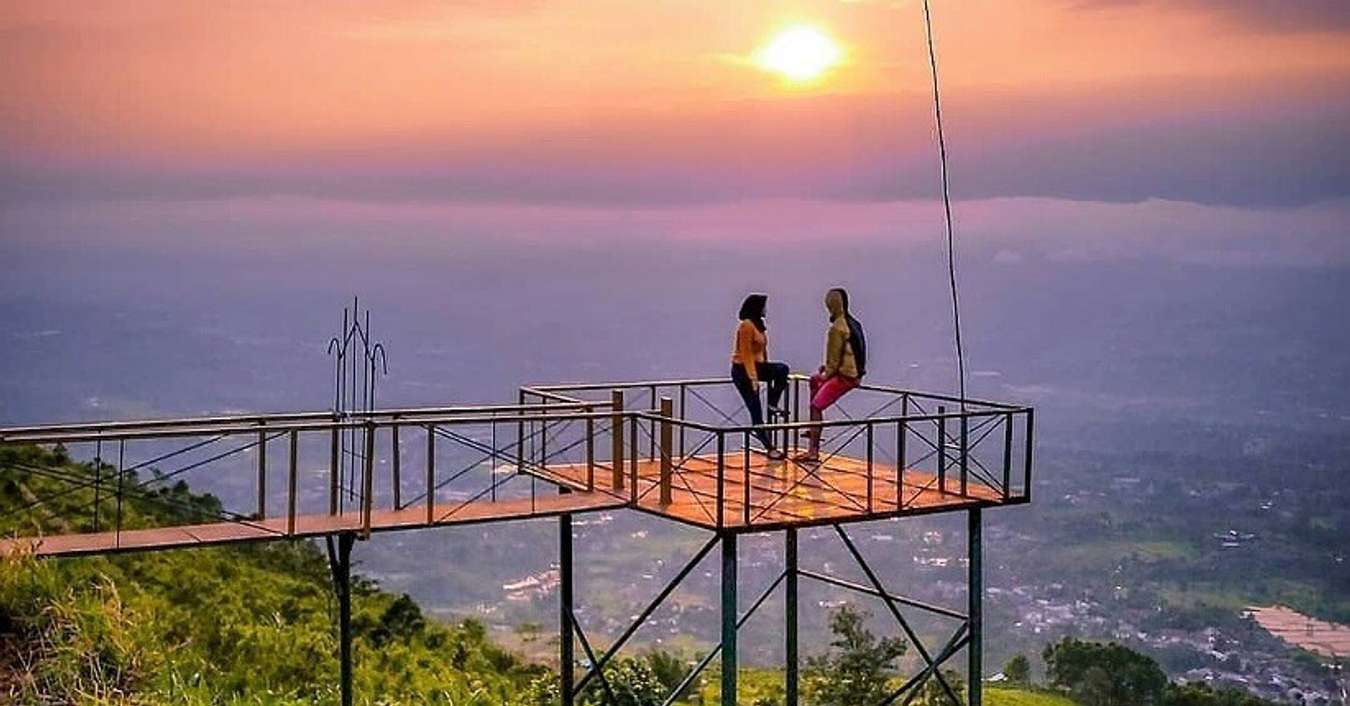 Bukit Alesano - Wisata romantis di Bogor