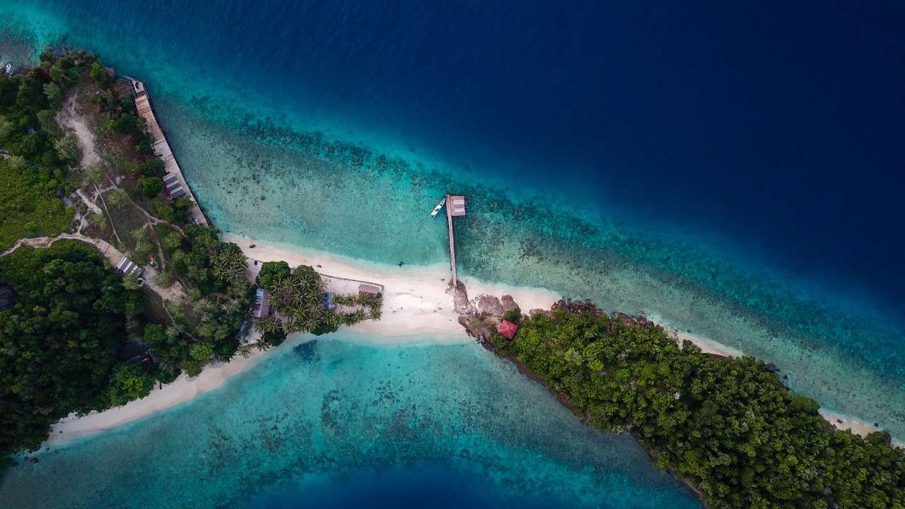 Pulau Pamutusan - Wisata Instagramable di Padang