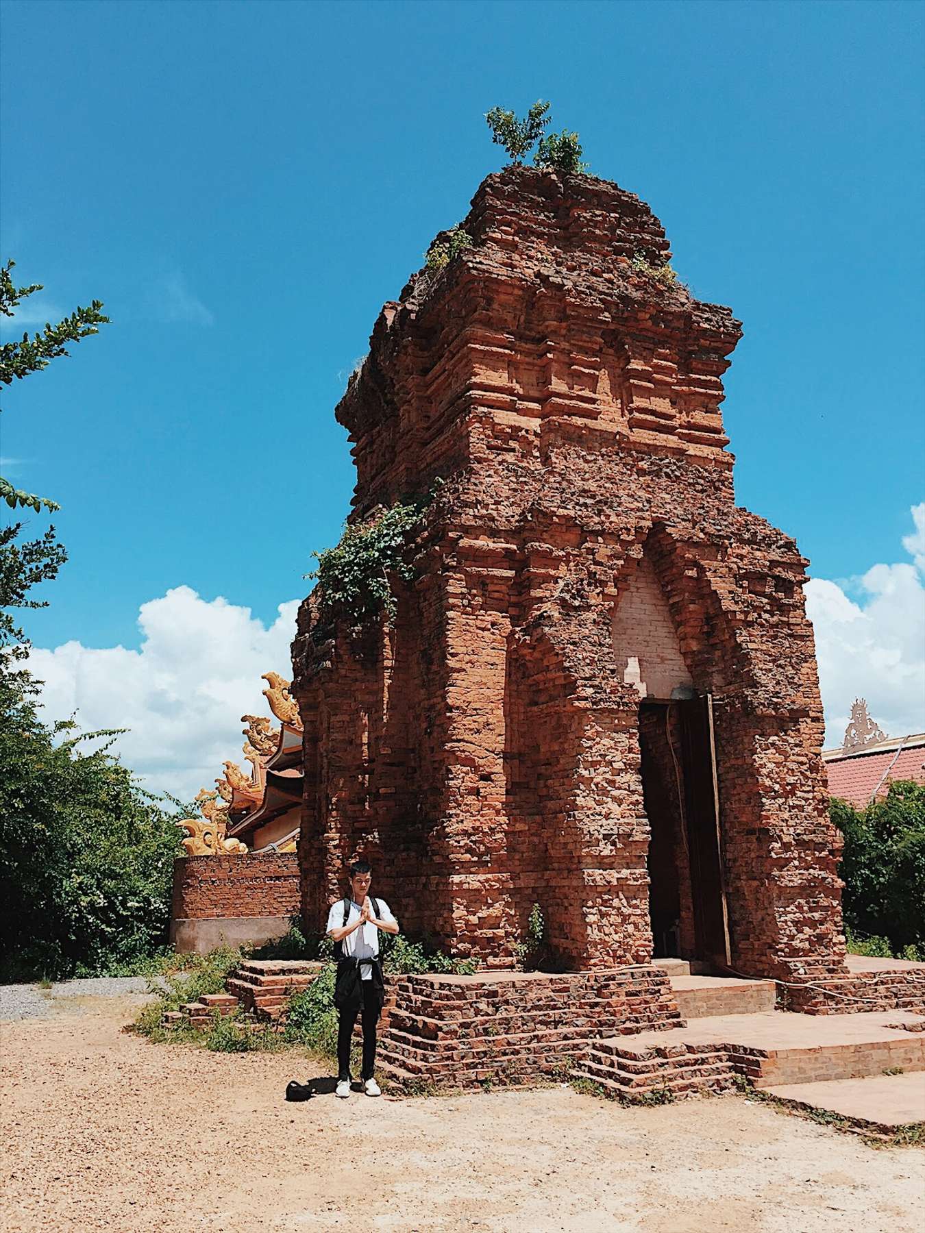 tháp Poshanư