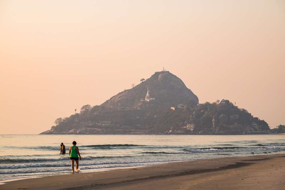 ที่เที่ยวทะเล หาดหัวดอน