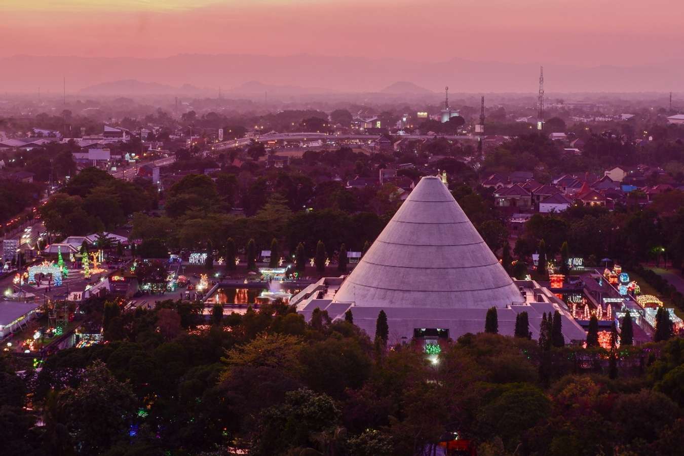 Monumen Jogja Kembali