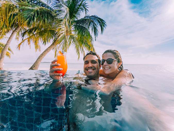 Aktiviti Staycation Kini Menjadi Satu Trend Yang Sangat Popular Dalam Kalangan Masyarakat Malaysia
