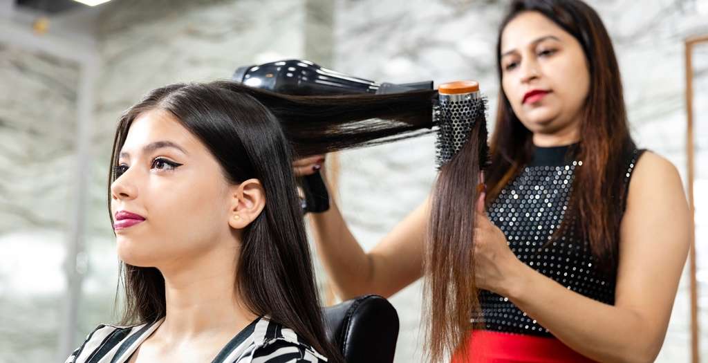 Cara Mempertahankan Pelanggan Salon yang Bisa Anda Lakukan, Xperience Team