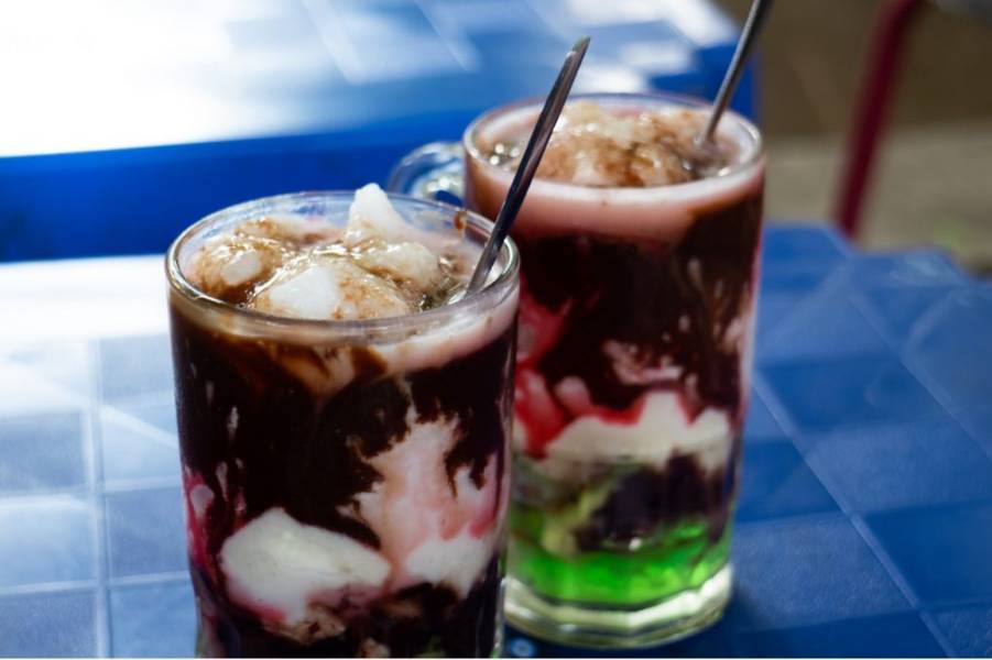 Es Doger - Minuman Khas Indonesia