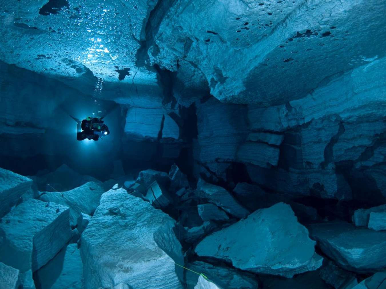 Orda Cave, Russia - Wisata Alam Bawah Laut Terindah di Dunia