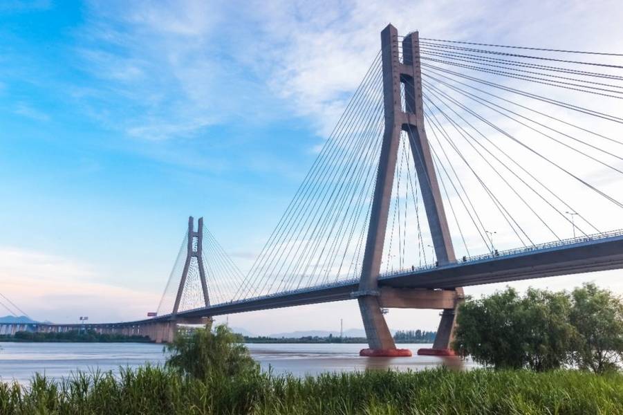 Runyang Yangtze Bridge - Jembatan Terpanjang di Dunia