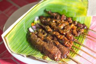 14 Kuliner Legendaris Khas Solo, Kamu Pernah Coba?, Mas Bellboy