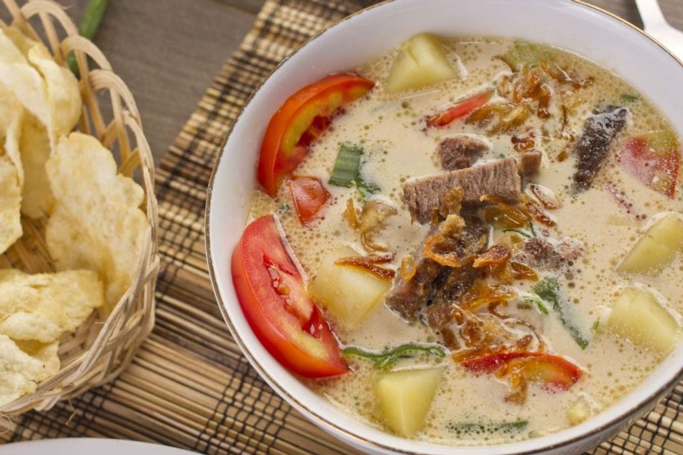 Soto Betawi - Kuliner Khas Betawi