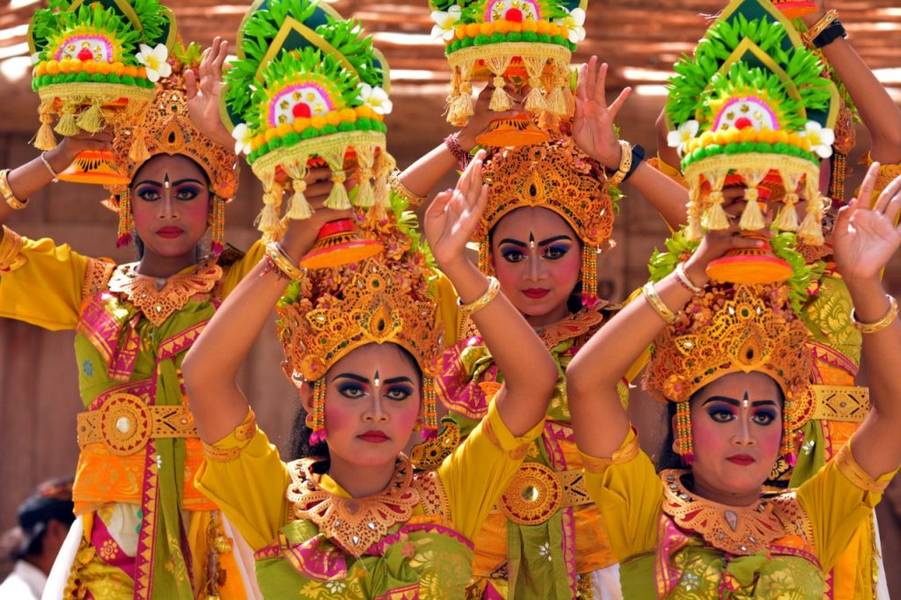Tari Pendet - Kebudayaan Indonesia yang Mendunia