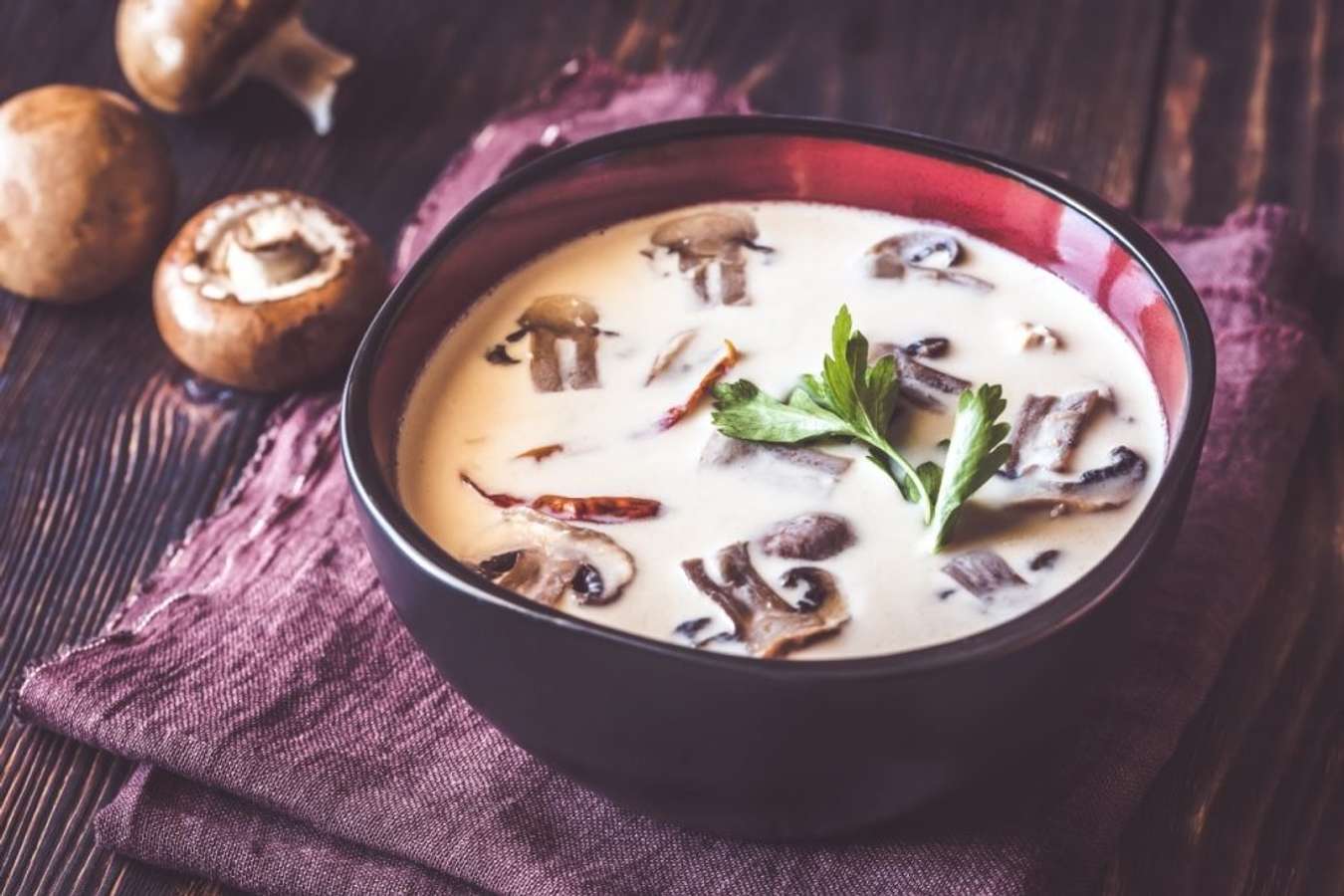 Tom Kha Kai - Makanan Khas Thailand