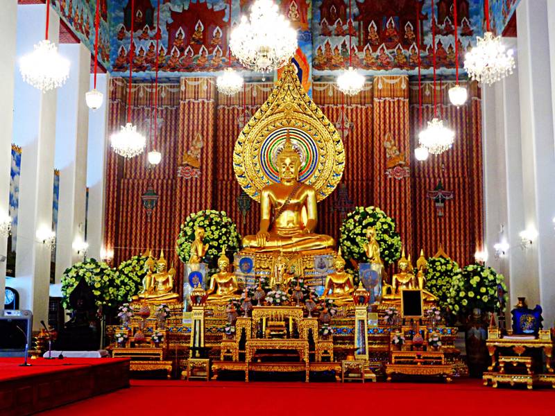 ไหว้พระขอพร