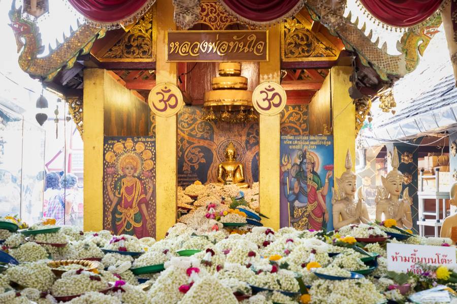 ไหว้พระขอพร