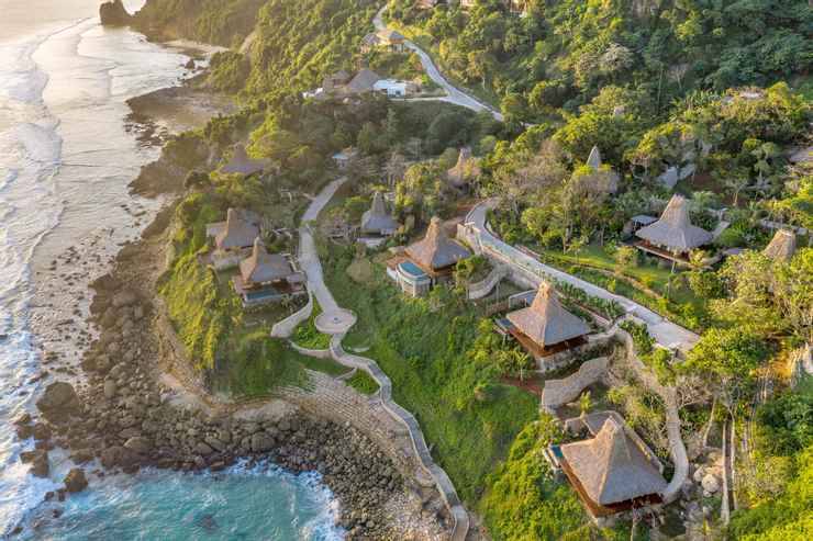 Lelewatu Resort Sumba - Vila Romantis di Indonesia