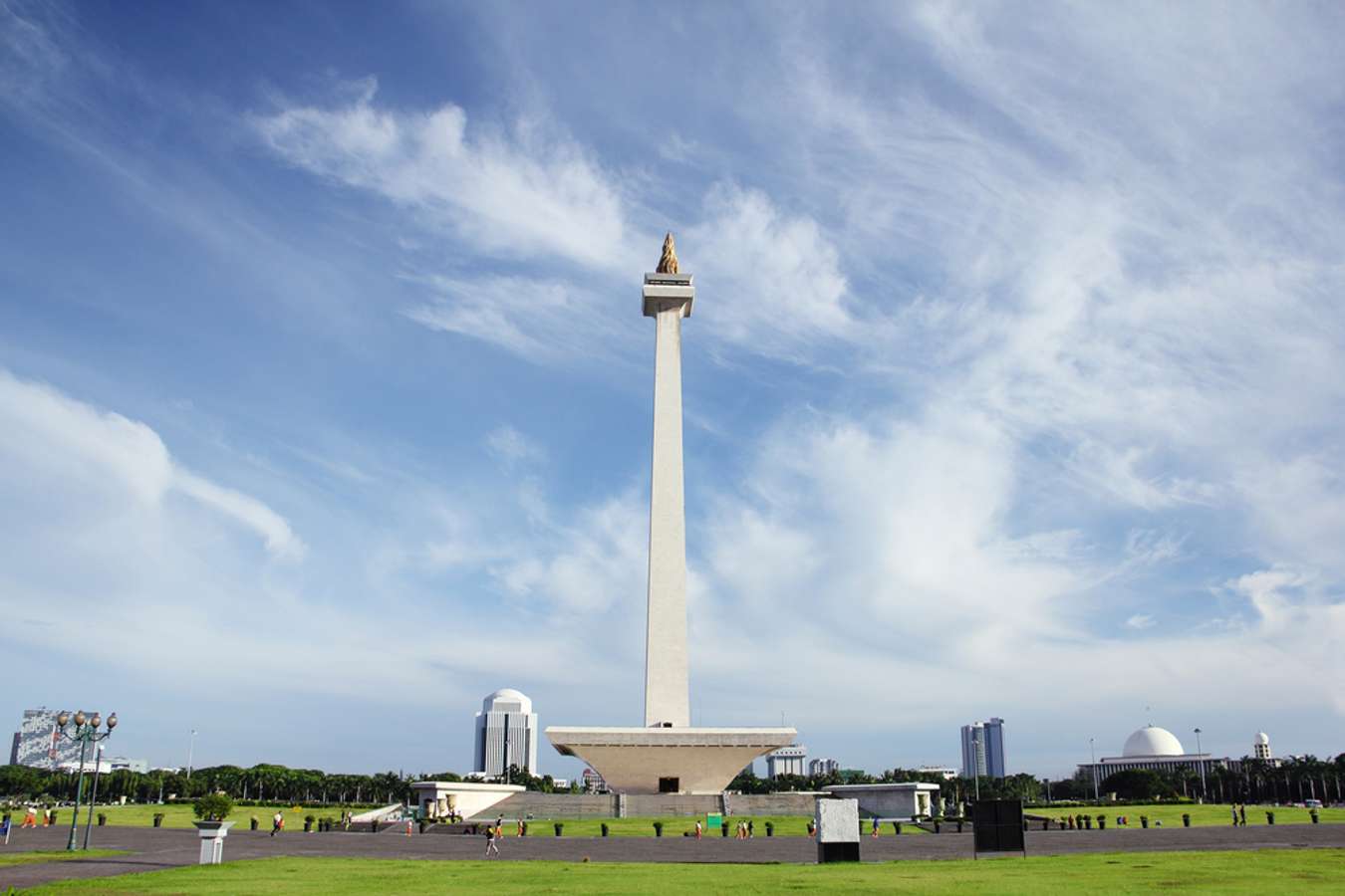 Monas